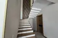 Uy 8 xonalar 200 m² Toshkentda
