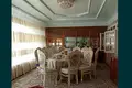 Uy 4 xonalar 5 400 m² Toshkentda