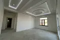 Uy 4 xonalar 380 m² Toshkentda