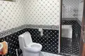 Uy 7 xonalar 250 m² Toshkentda, Oʻzbekiston