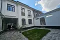 Uy 5 xonalar 250 m² Toshkentda