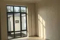 Uy 5 xonalar 2 m² in Harakat
