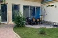 Uy 8 xonalar 600 m² Toshkentda