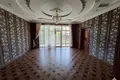 Uy 4 xonalar 300 m² Toshkentda