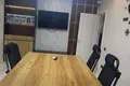 Shahar markazida OFIS IJARAGA BERILADI.