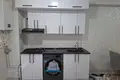 Kvartira 2 xonalar 10 m² in Gulistan, Oʻzbekiston