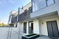 Uy 3 xonalar 560 m² Toshkentda