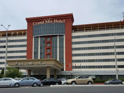 Центр Ташкента против высоток: почему снос Grand Mir вызвал протесты